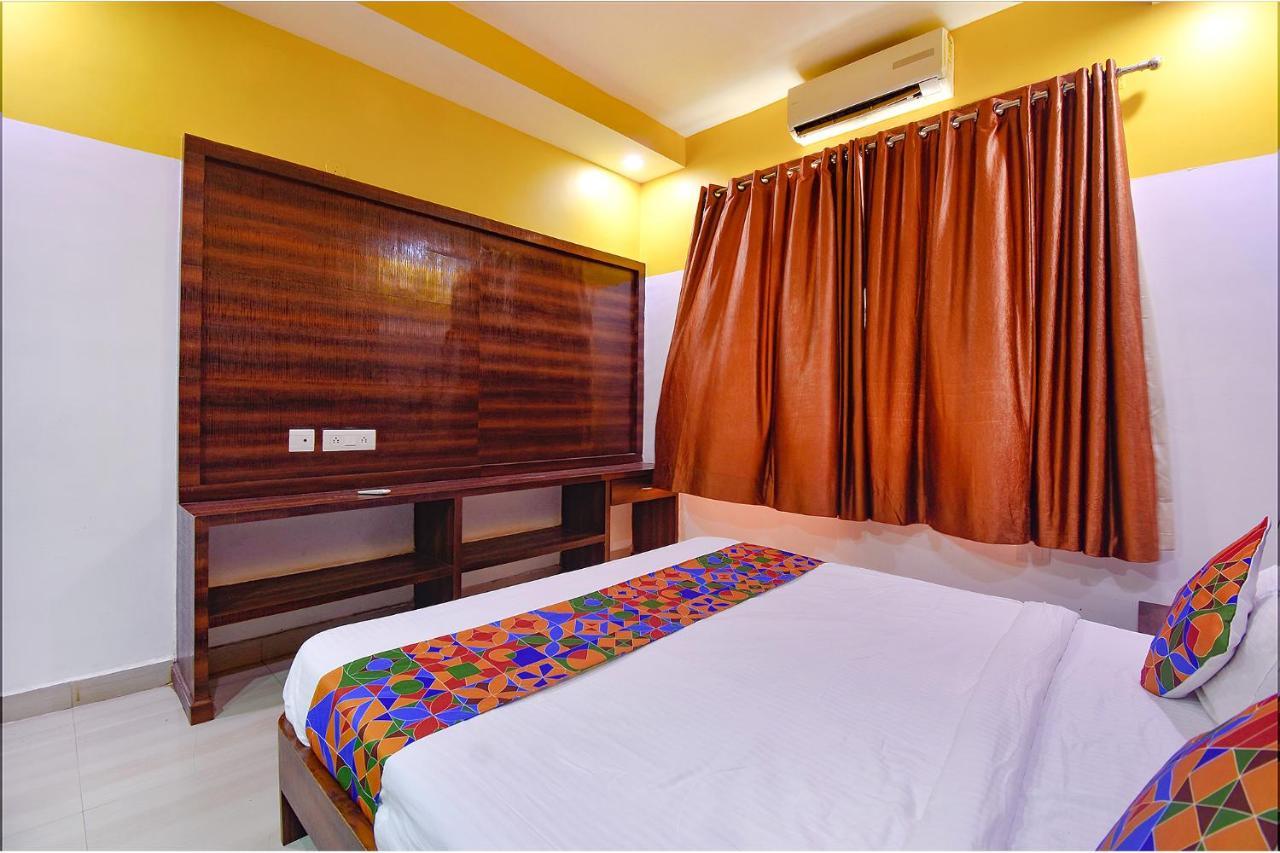 Fabhotel Ocean View Apartment, Dabolim Vieux-Goa Extérieur photo