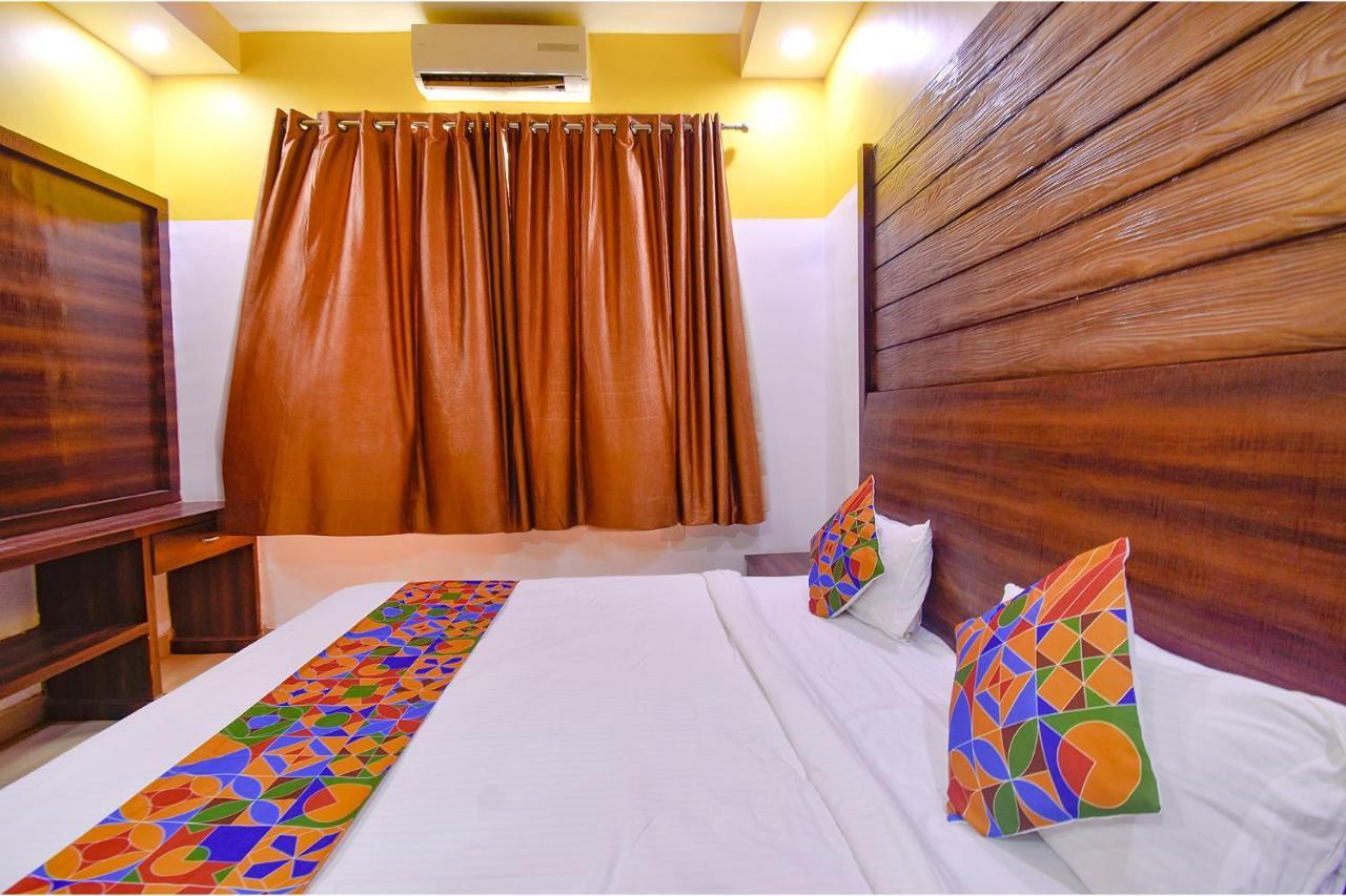 Fabhotel Ocean View Apartment, Dabolim Vieux-Goa Extérieur photo