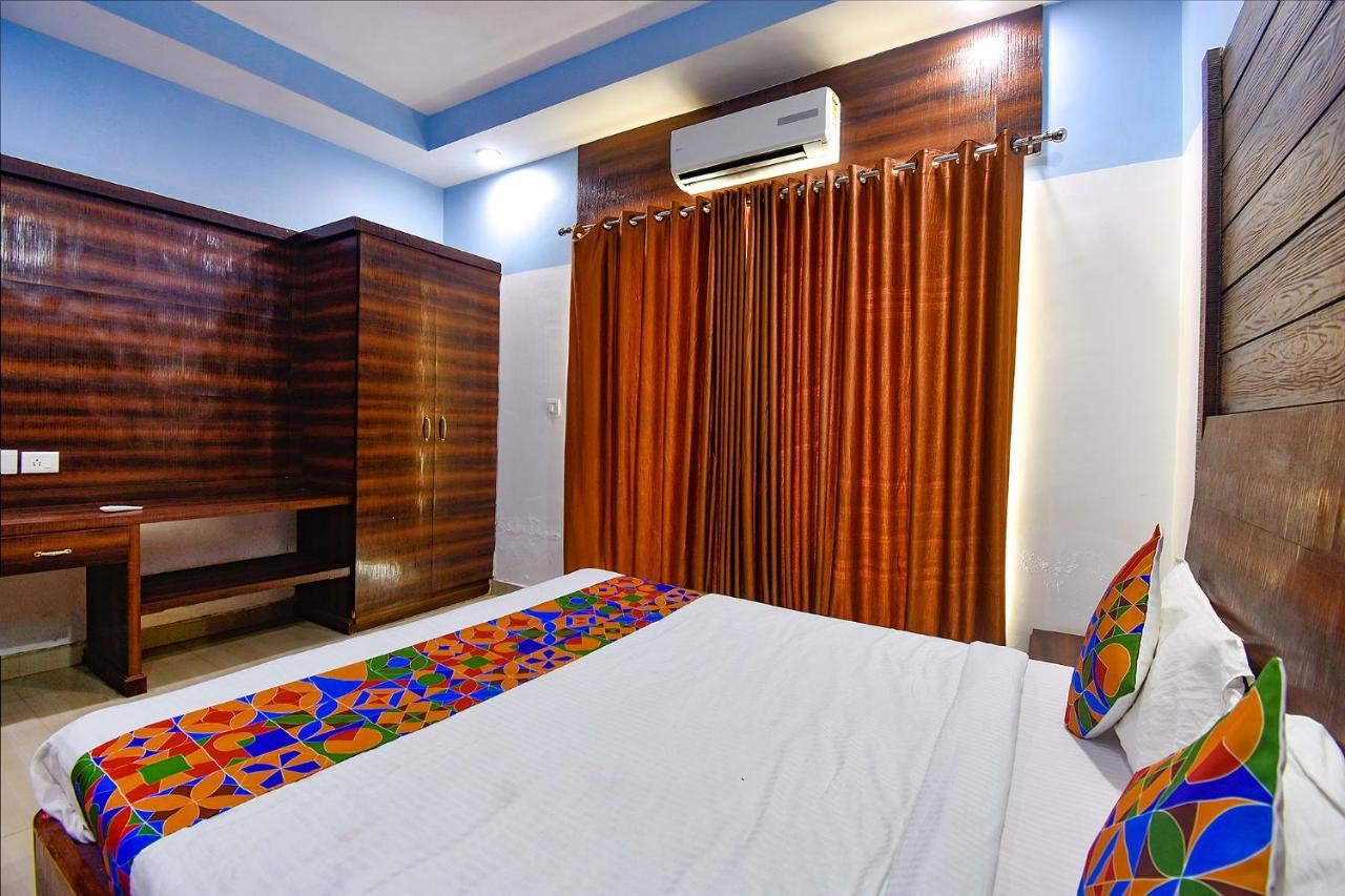 Fabhotel Ocean View Apartment, Dabolim Vieux-Goa Extérieur photo